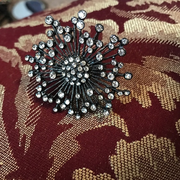 Firework Statement Ring - Picture 3 of 4