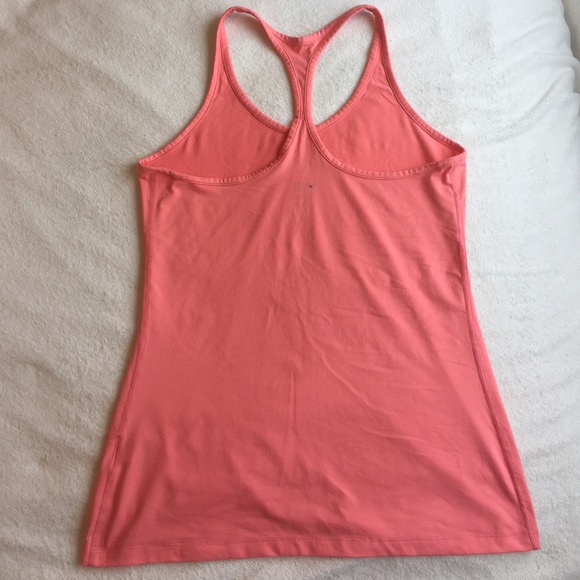 Nike Tops - Nike Get Fit training tank dri fit slim fit M Nike Tops - Nike Get Fit training tank dri fit slim fit M