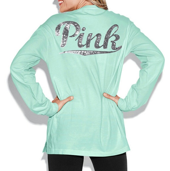 ISO BUNDLE OF VS PINK LONG SLEEVE TEES - Picture 1 of 2