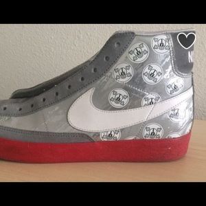 Nike blazer size 10