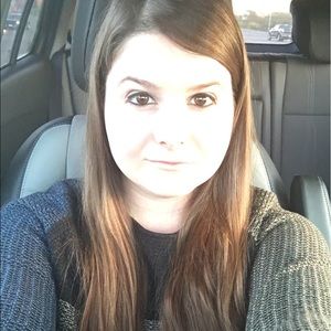 Meet your Posher, Caitlyn