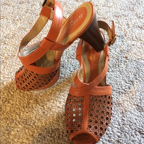 Naturalizer Heels
