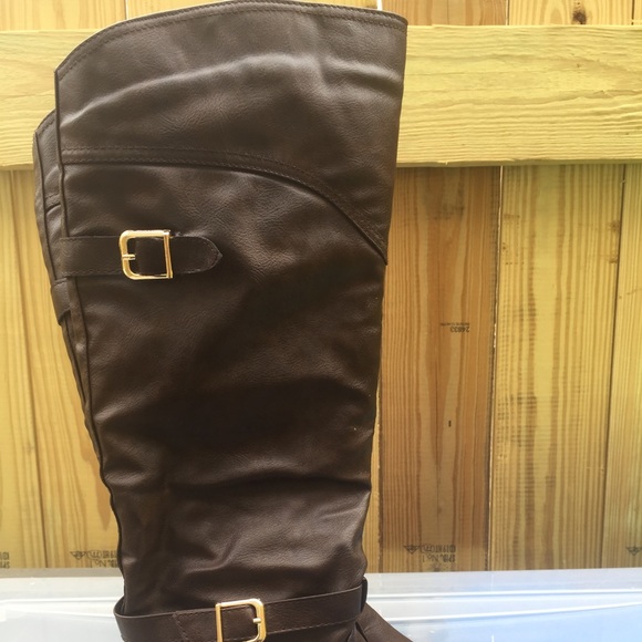 Women boots - Picture 4 of 4