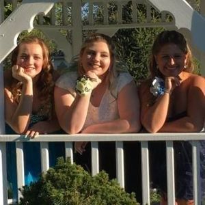 Meet your Posher, Rebecca