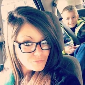 Meet your Posher, Tayler