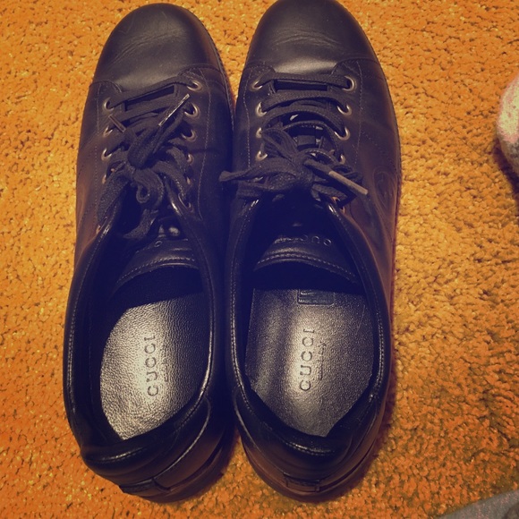 Gucci black leather sneaker