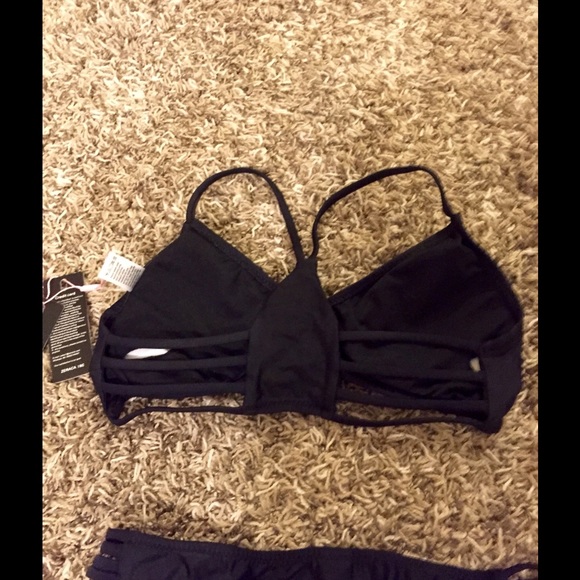 Zeraca size small black bikini padded top - Picture 3 of 3