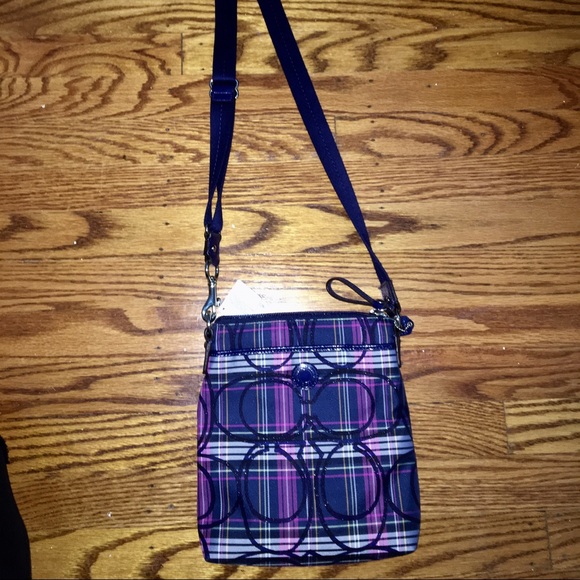 COACH Stylish Cross Body Bag