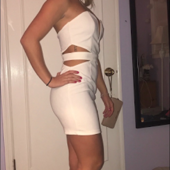 Strapless white cutout mini size xs/s - Picture 2 of 2