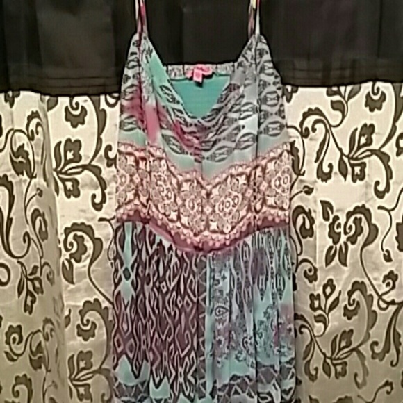*PRICE REDUCED!* Betsey Johnson Maxi