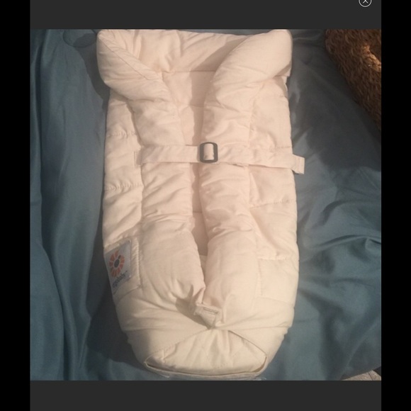 Ergo baby infant insert