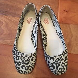 Leopard Flats - Size 8