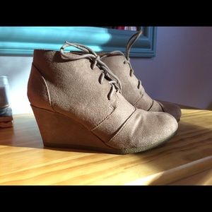 Maurice's taupe booties