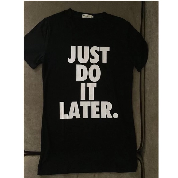 Black & White graphic tee "Just Do it Later" - Picture 2 of 2