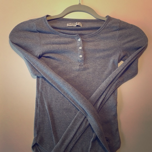 abercrombie kids gray long sleeve shirt