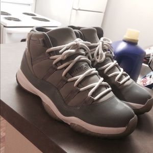 Jordan cool grey 11