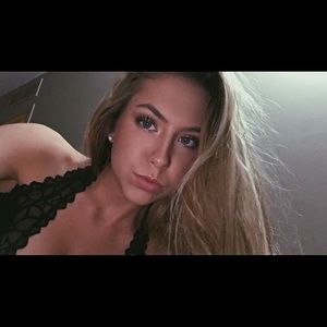 Meet your Posher, Abrielle