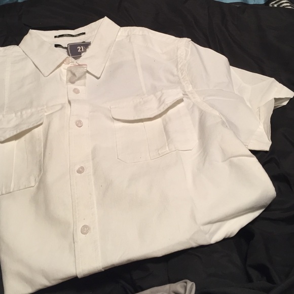 Short Sleeve Shirt - Picture 2 of 4