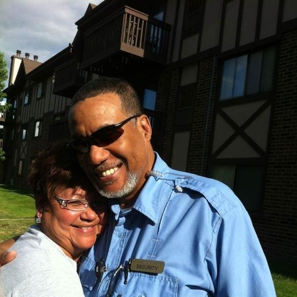 Meet your Posher, Vickie - Picture 1 of 1