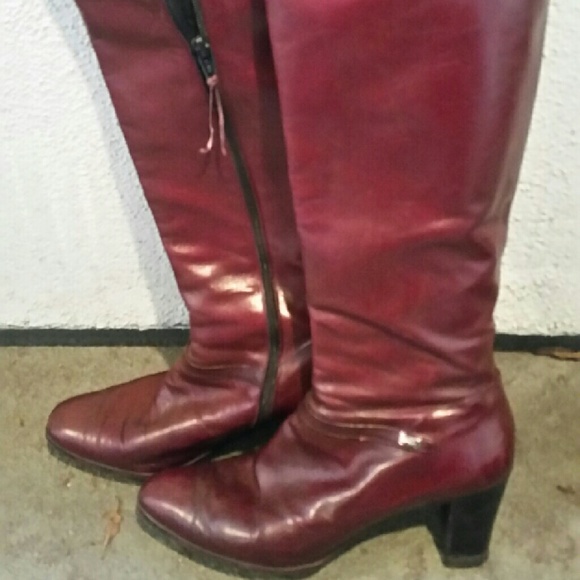 Ferragamo Red leather boots - Picture 1 of 2