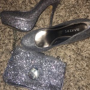 Bakers MelinaSG 15 PEWTER with Matching Clutch