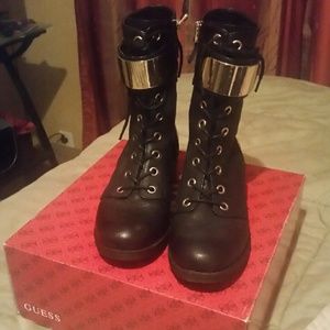 Guess boots
