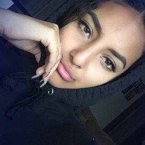 Meet your Posher, Evealin