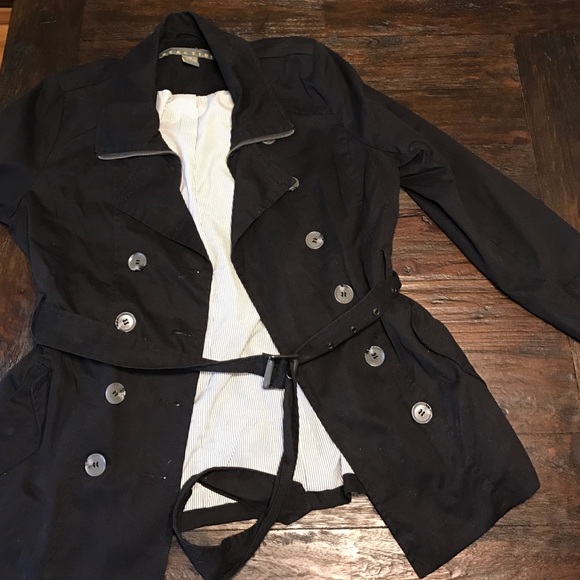 Kenneth Cole Reaction trench style coat (short)