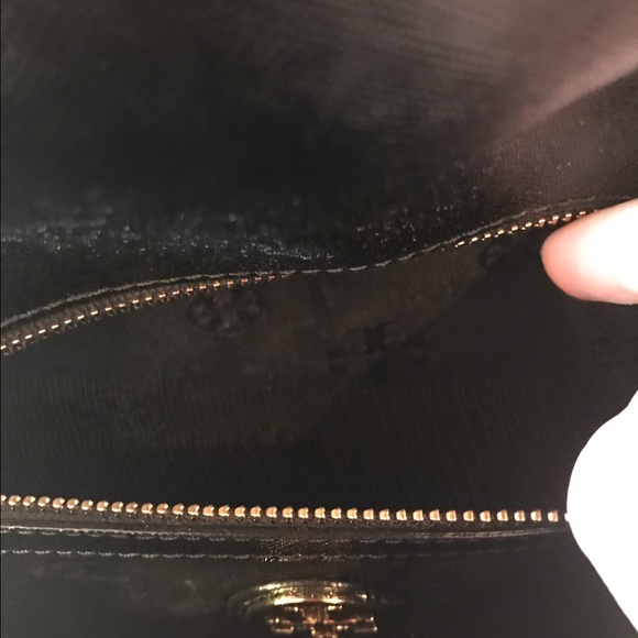 Tory Butch Clutch Like New - Picture 3 of 3