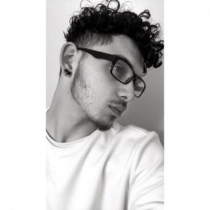 Meet your Posher, Abraham