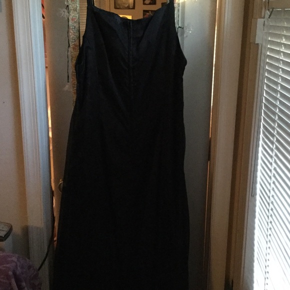 Formal Black gown! - Picture 3 of 4