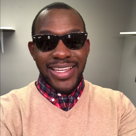 Meet your Posher, Derion