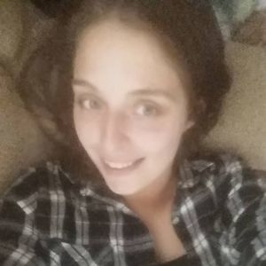 Meet your Posher, Becka