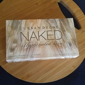Urban Decay Naked Illuminated Trio