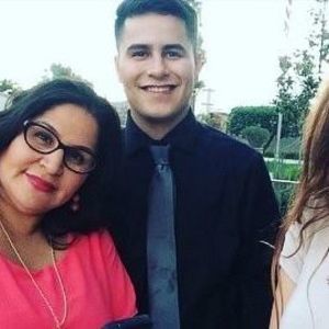 Meet your Posher, Adrian