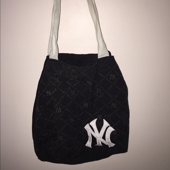 Yankee bags