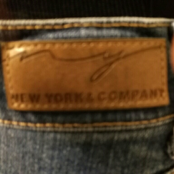 New York & company size 10 Bootcut jeans - Picture 3 of 4