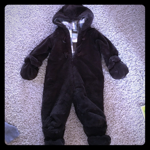 Boy/girl winter suit with clip on gloves and socks