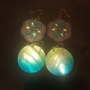 Set of earrings