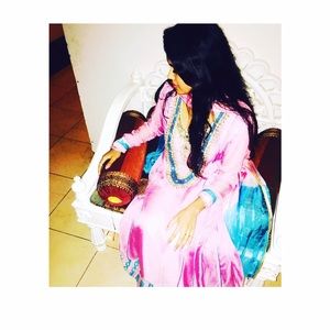 Meet your Posher, Aasia