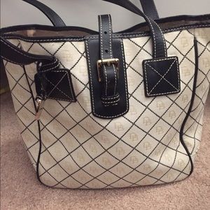 Dooney & Bourke Purse