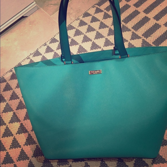 Kate Spade Purse ON HOLD