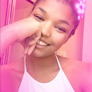 Meet your Posher, Kara