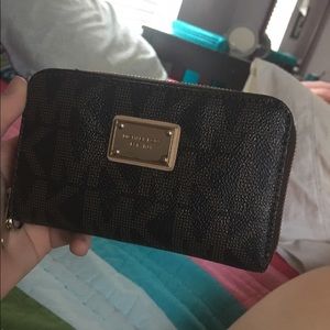 michael kors wallet