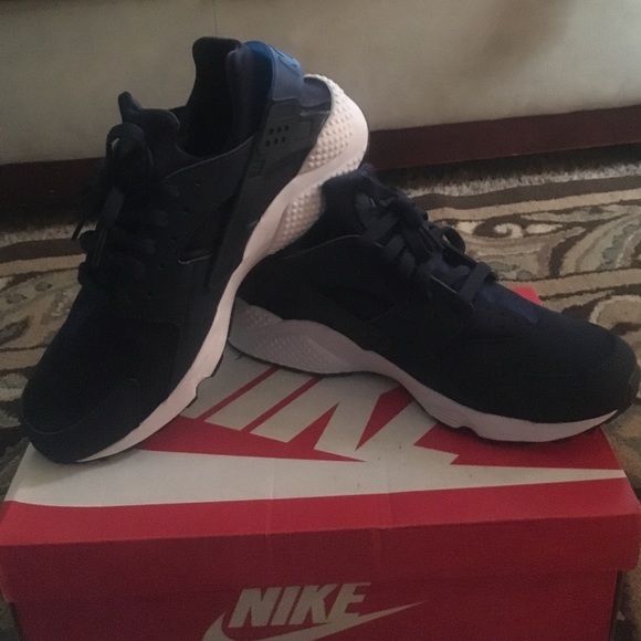 Men's Nike Huaraches sz 11