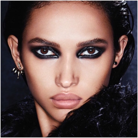 ⭐️🎉2XHP🎉UD Naked Smoky Eyeshadow Palette - Picture 3 of 7