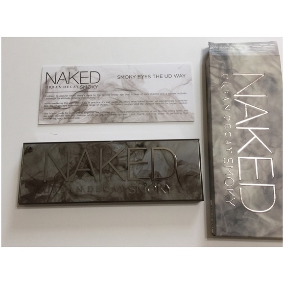 ⭐️🎉2XHP🎉UD Naked Smoky Eyeshadow Palette - Picture 6 of 7