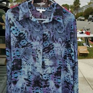 Light Weight Dress Shirt, Great Condition