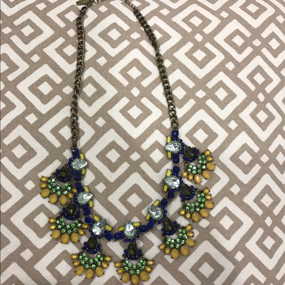 Beautiful sparkly statement necklace 👌🏼