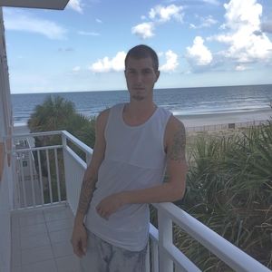 Meet your Posher, Tyler